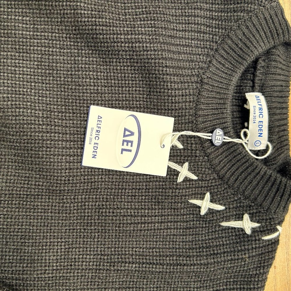 Aelfric Eden black with white stitching sweater